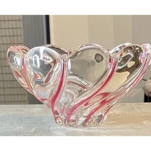 Vintage Mikasa peppermint red swirled & scalloped glass bowl / dish